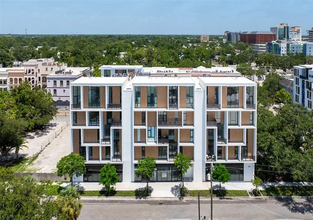 1st image of 430 Kumquat Ct #510, Sarasota, FL 34236 | MLS# A4564386