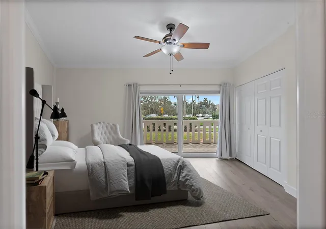 3rd image of 1200 N Shore Dr Ne, St. Petersburg, FL 33701