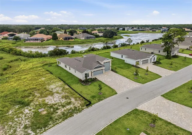Photo 3 of Single family home for sale at 9226 Players Dr, Brooksville, FL 34613 | MLS# S5127466 | Listing updated on 2026-09-06