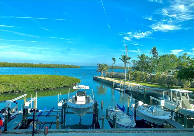 3rd image of 4500 Gulf Of Mexico Dr, Longboat Key, FL 34228