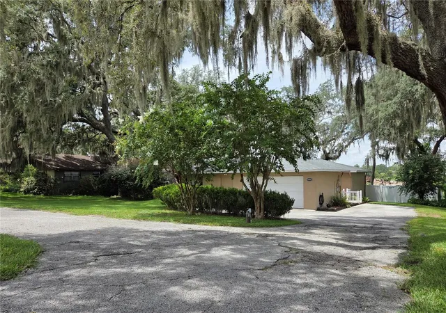 Photo 1 of Single family home for sale at 34041 Highland Rd, Leesburg, FL 34788 | MLS# G5104831 | Listing updated on 2026-10-07