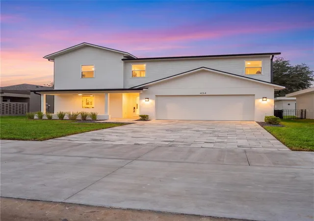 2nd image of 423 Skyfield Ct, Lady Lake, FL 32159 | MLS# G5105211