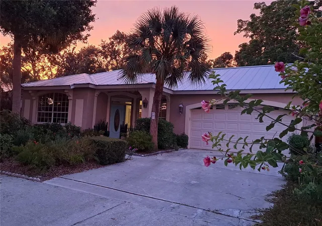 1st image of 2377 Burton Ln, Sarasota, FL 34239 | MLS# O6367915