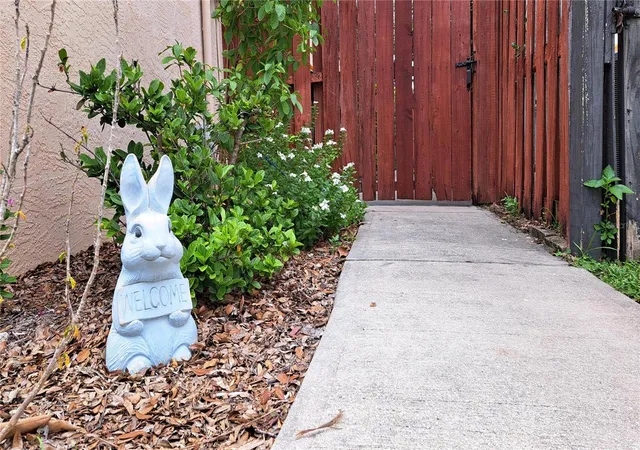 2nd image of 2377 Burton Ln, Sarasota, FL 34239 | MLS# O6367915