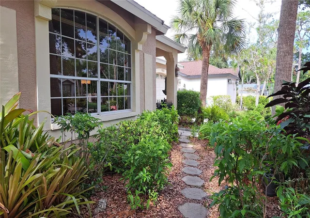 3rd image of 2377 Burton Ln, Sarasota, FL 34239 | MLS# O6367915
