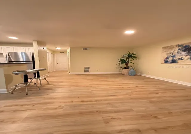 4th image of 900 S Peninsula Dr #205, Daytona Beach, FL 32118 | MLS# O6369235