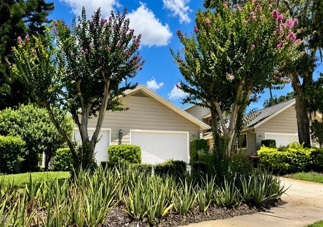 3rd image of 1127 Royal Troon Ct, Tarpon Springs, FL 34688 | MLS# TB8461811