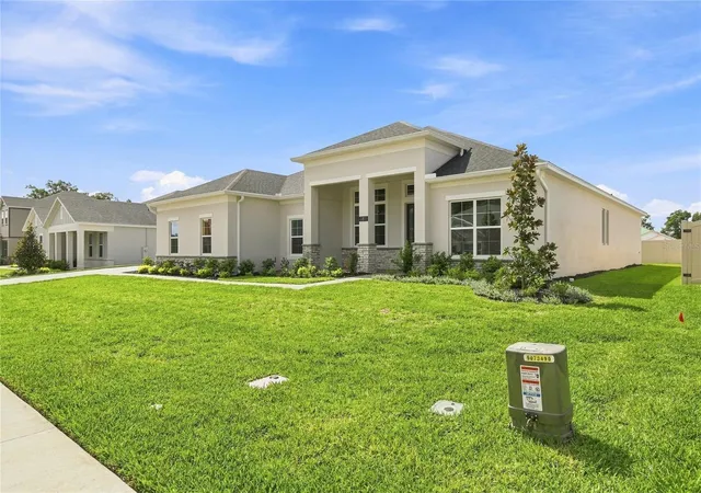 2nd image of 3811 Wolves Creek Pl, Apopka, FL 32712 | MLS# O6373106