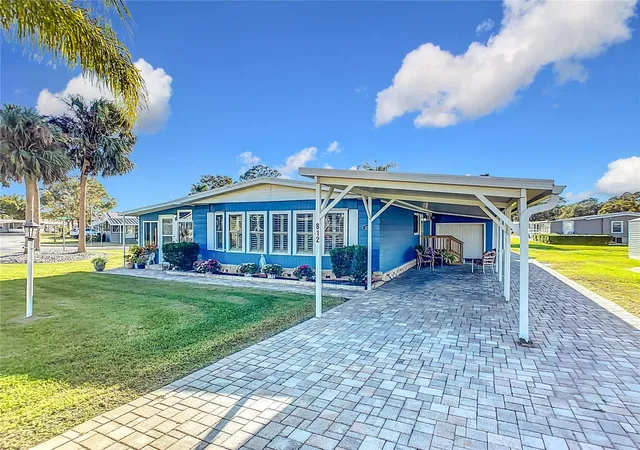 Photo 1 of Sale Pending at 812 Swallow Ln, Osteen, FL 32764 | MLS# O6374984 | Listing updated on 2026-08-24