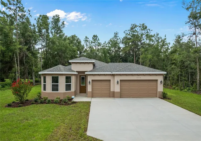Photo 1 of Single family home for sale at 1565 W Pearson St, Hernando, FL 34442 | MLS# W7882969 | Listing updated on 2026-08-17