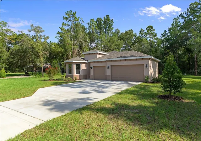 Photo 5 of Single family home for sale at 1565 W Pearson St, Hernando, FL 34442 | MLS# W7882969 | Listing updated on 2026-08-17