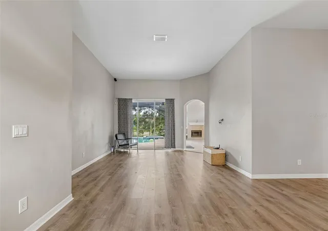 5th image of 16711 Longleat Dr, Lutz, FL 33549 | MLS# TB8476216