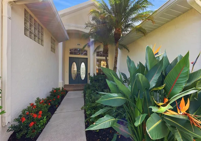 Photo 3 of Sale Pending at 6228 Aventura Dr, Sarasota, FL 34241 | MLS# A4683222 | Listing updated on 2026-09-02