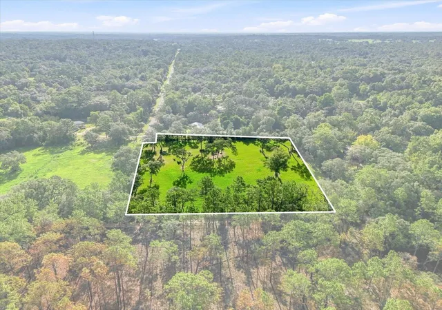 Photo 1 of Land for sale at 2720 E Fawn Ct, Inverness, FL 34452 | MLS# TB8478887 | Listing updated on 2026-08-17