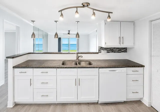 Photo 4 of Condo for sale at 464 N Paula Dr #115, Dunedin, FL 34698 | MLS# TB8479091 | Listing updated on 2026-08-17