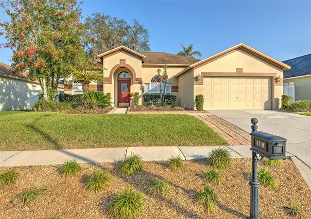 Photo 1 of Single family home for sale at 4719 Portobello Cir, VALRICO, FL 33596 | MLS# TB8479366 | Listing updated on 2026-10-06