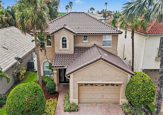 Photo 3 of Single family home for sale at 10618 Hatteras Dr, Tampa, FL 33615 | MLS# TB8481613 | Listing updated on 2026-10-02