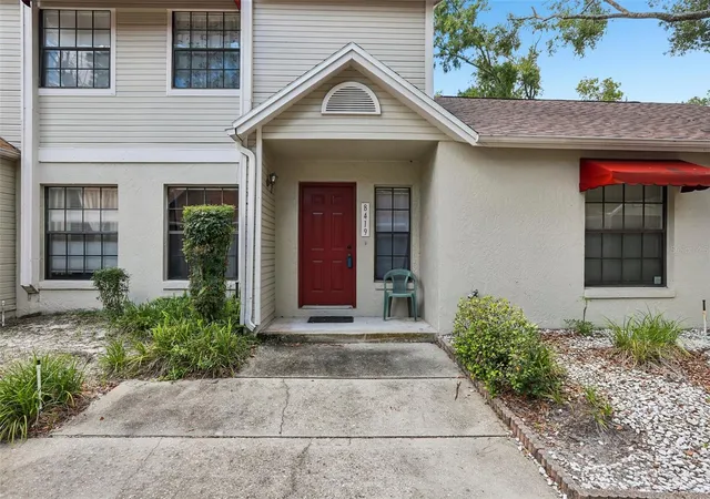 Photo 4 of Townhouse for sale at 8419 Laurelon Pl, Temple Terrace, FL 33637 | MLS# TB8482048 | Listing updated on 2026-08-16
