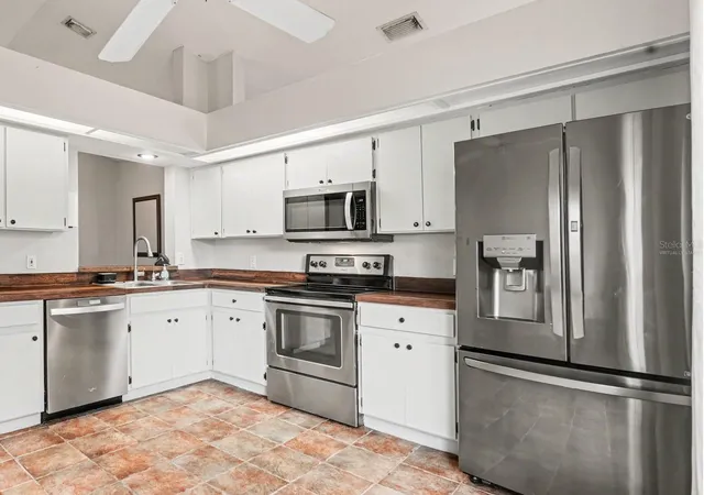 Photo 2 of Single family home for sale at 1144 Hardwood Dr, Valrico, FL 33596 | MLS# TB8492016 | Listing updated on 2026-08-20
