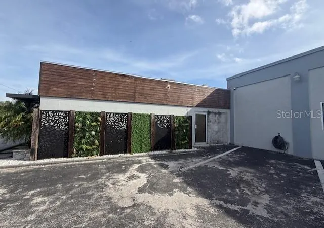 House for sale at 3852 L B Mcleod Rd, Orlando, FL 32805 | MLS# O6394908 | Listing updated on 2026-09-03