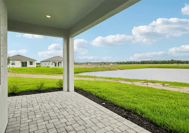 3rd image of 8720 Canard Cvs, Palmetto, FL 34221 | MLS# R4910973