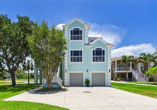 2nd image of 2106 Pelican Ct, Tarpon Springs, FL 34689 | MLS# TB8495246