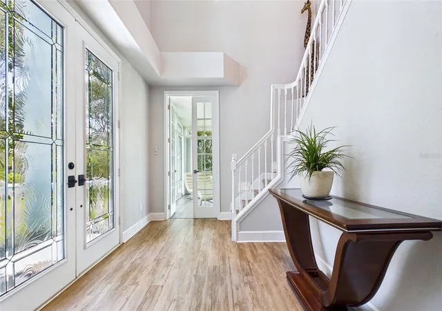 4th image of 2106 Pelican Ct, Tarpon Springs, FL 34689 | MLS# TB8495246