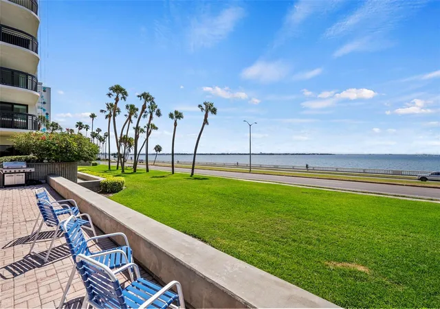 2nd image of 2413 Bayshore Blvd #803, Tampa, FL 33629 | MLS# TB8496492