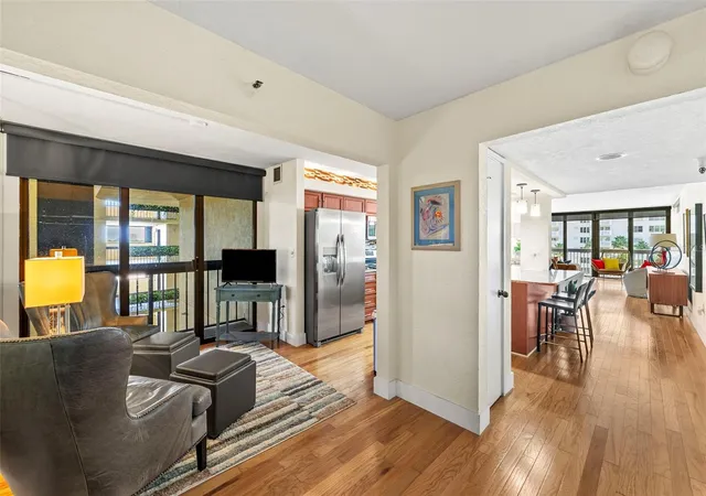 4th image of 2413 Bayshore Blvd #803, Tampa, FL 33629 | MLS# TB8496492