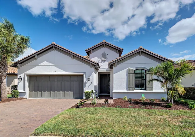 Photo 2 of Single family home for sale at 5616 Scarlotti St, Nokomis, FL 34275 | MLS# N6143917 | Listing updated on 2026-09-04