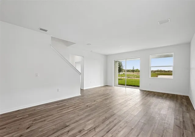 5th image of 8712 Canard Cvs, Palmetto, FL 34221 | MLS# R4911090