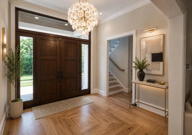 2nd image of 4402 W Beach Park Dr, Tampa, FL 33609 | MLS# TB8502326