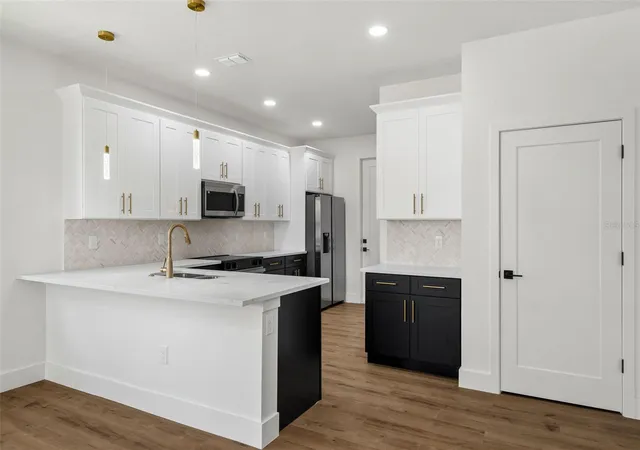 Photo 4 of Sale Pending at 2912 N 21st Street, Tampa, FL 33605 | MLS# A4691837 | Listing updated on 2026-09-01