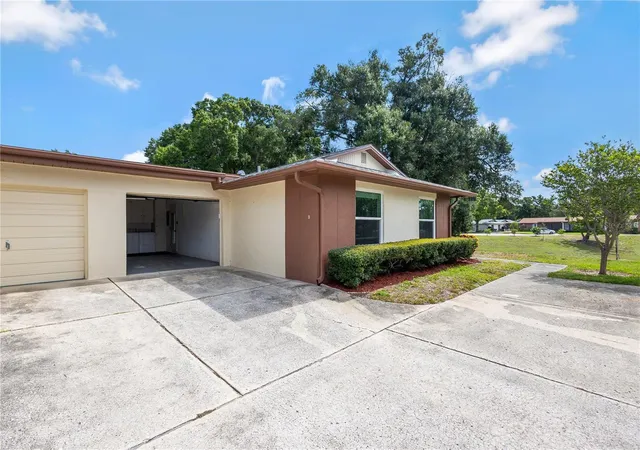 2nd image of 2261 Shelly Dr #D, Palm Harbor, FL 34684 | MLS# TB8503311
