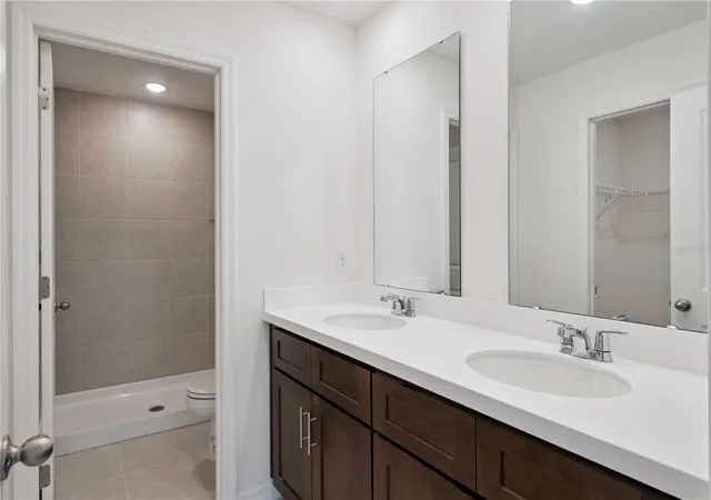 5th image of 5229 Luisa Ct, Saint Cloud, FL 34771 | MLS# W7885406