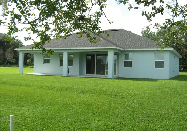 2nd image of 535 Dowling Cir, Lady Lake, FL 32159 | MLS# W7885433