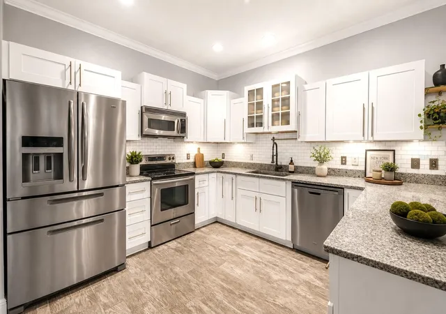 Photo 3 of Townhouse for sale at 409 Barcelona Dr, Saint Petersburg, FL 33716 | MLS# TB8506631 | Listing updated on 2026-08-17