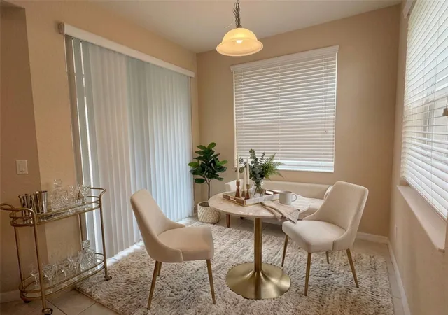 Listing Photo 5 - Condo for sale in building located at 8363 Bella Tierra Ct, DAVENPORT, FL 33896