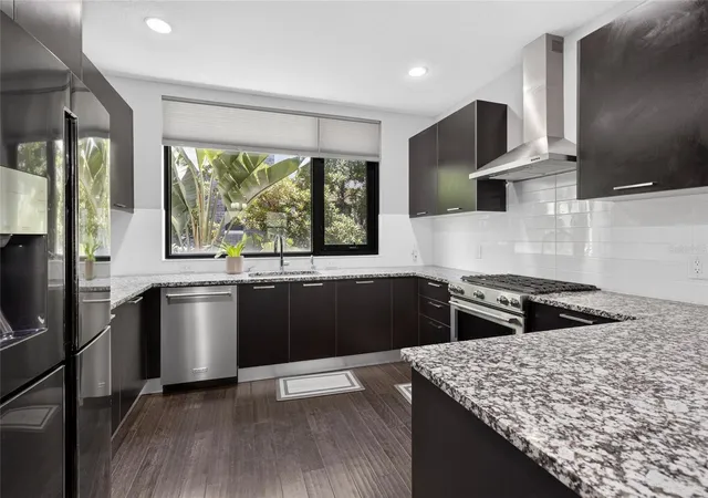 Photo 4 of Townhouse for sale at 2511 N Grady Ave #78, Tampa, FL 33607 | MLS# TB8507561 | Listing updated on 2026-08-29