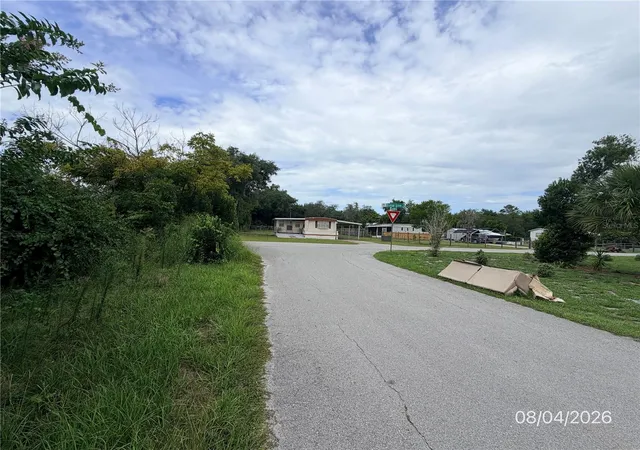 4th image of 12024 Lakeview Dr, Leesburg, FL 34788 | MLS# G5112415