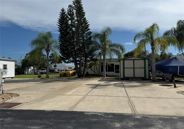 Photo 1 of Land for sale at 1310 Pine Is Dr N, St Cloud, FL 34771 | MLS# S5149999 | Listing updated on 2026-08-18