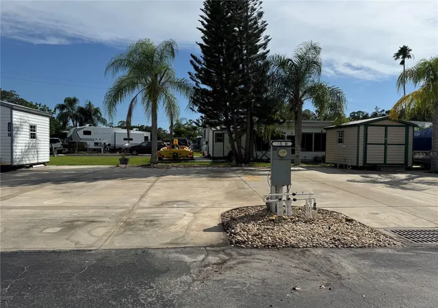 Photo 3 of Land for sale at 1310 Pine Is Dr N, St Cloud, FL 34771 | MLS# S5149999 | Listing updated on 2026-08-18