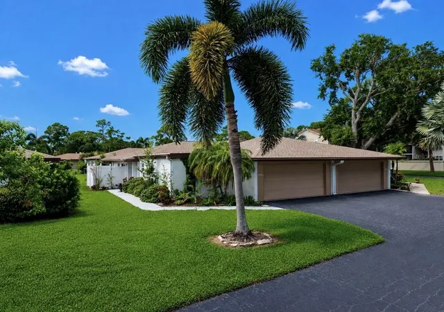 2nd image of 3506 Auburn Ct #230, Sarasota, FL 34231 | MLS# TB8510245