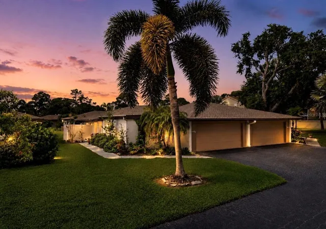 3rd image of 3506 Auburn Ct, SARASOTA, FL 34231
