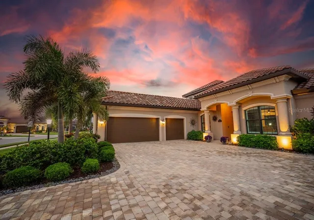 Photo 3 of Single family home for sale at 5580 Mulligan Way, Bradenton, FL 34211 | MLS# A4694307 | Listing updated on 2026-08-29