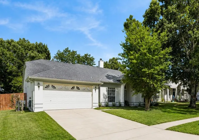 1st image of 3883 Kingston Oaks Cvs, Oviedo, FL 32765 | MLS# O6409493