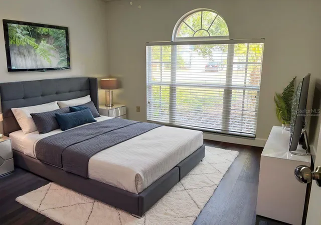 Photo 2 of Single family home for sale at 11516 Whispering Holw Dr, Tampa, FL 33635 | MLS# W7885982 | Listing updated on 2026-09-06