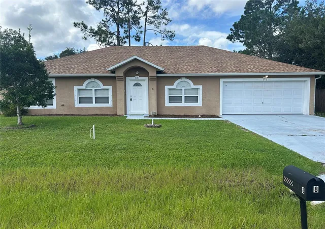 Photo 1 of Sale Pending at 8 Renworth Pl, Palm Coast, FL 32164 | MLS# FC318751 | Listing updated on 2026-09-04