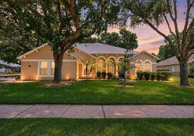 1st image of 2425 Parkside Meadow Dr, Apopka, FL 32712 | MLS# O6411317