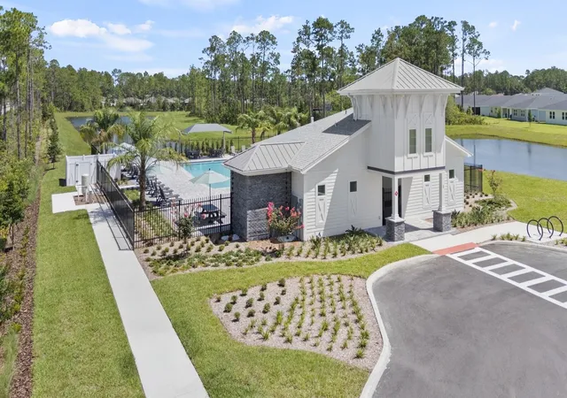 Photo 2 of Sale Pending at 98 Wandering Crk Way, Palm Coast, FL 32164 | MLS# TB8513494 | Listing updated on 2026-08-17